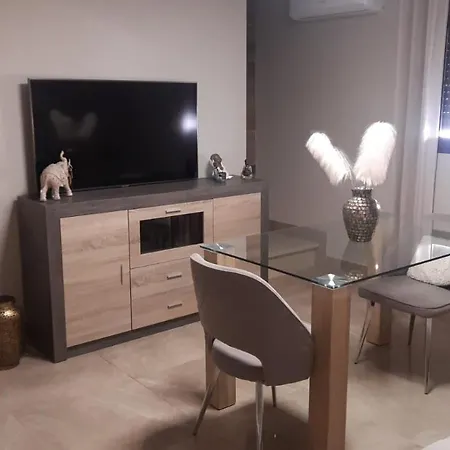 Apartment Azahar Jerez *